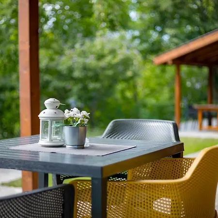 Friends Semesterbostad