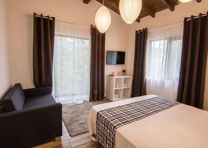 Friends בית נופש *