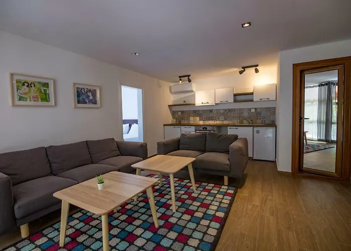 Friends בית נופש Kŭrdzhali