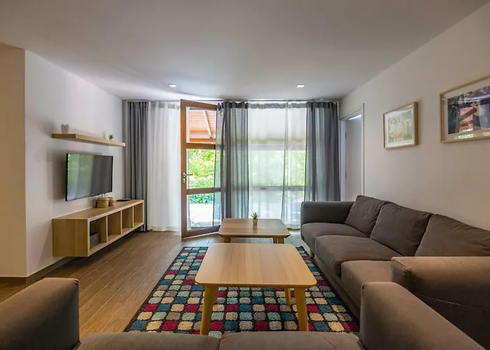 Friends * Kŭrdzhali